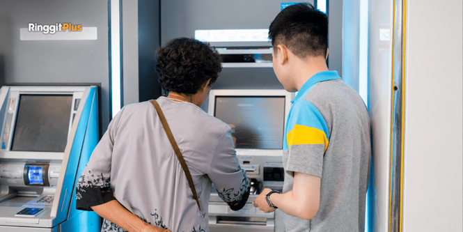 Image from: Not Every ATM Dropped The RM1 Fee
