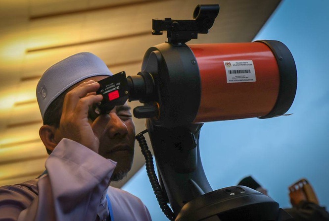 Image from: May 17 set for Aidiladha moon sighting