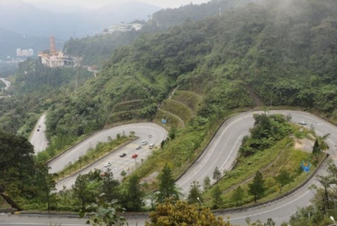 Image from: Road users in Genting Highlands charged tolls from RM3.30 to RM25 starting today, depending on vehicle class