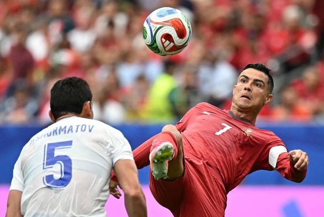 Image from: Cristiano Ronaldo becomes first player to score in six World Cups as Portugal thrashes Uzbekistan 5-0