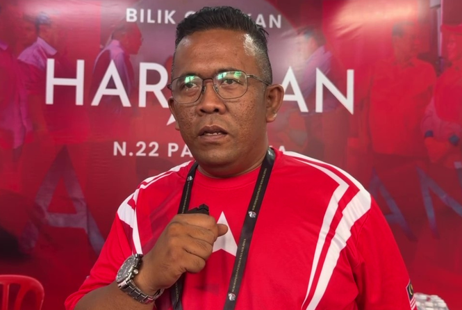 Image from: Johor polls: Flood mitigation underway, but jobs remain Parit Raja's biggest challenge, says DAP's Shazwan