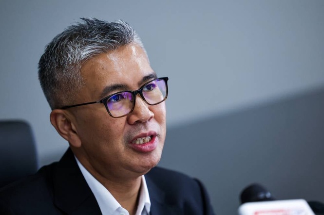Image from: Tengku Zafrul testifies in Muhyiddin Yassin corruption case