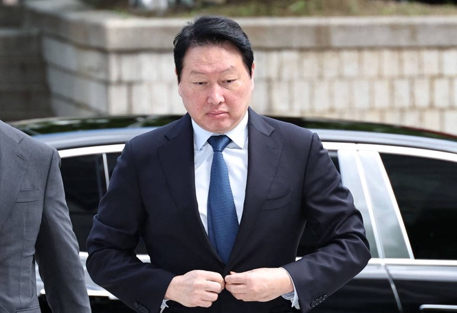 Image from: South Korean tycoon ordered to pay US$644 million in divorce