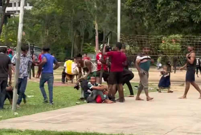 Image from: 'Where are the locals supposed to play?' – Video of group believed to be Rohingya nationals in park goes viral