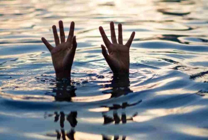 Image from: Two friends' swim at Pantai Klebang turns to panic after one feared drowned
