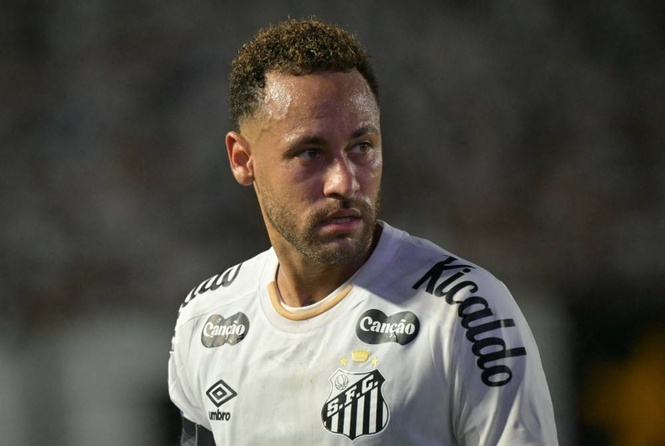 Image from: Neymar suffers new injury blow