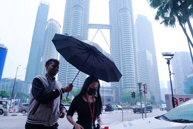Image from: Haze: Serian records very unhealthy air quality