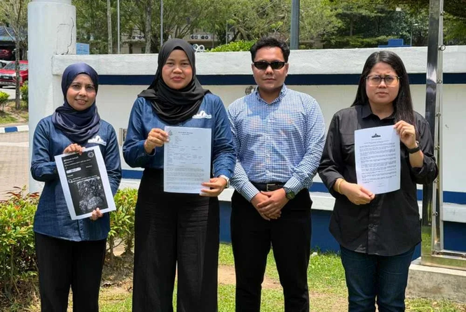 Image from: KMP lodges reports over altered image of journalists covering Tun M