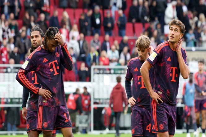 Image from: Bayern held by Viking after 'super dumb' Olise red in Champions League