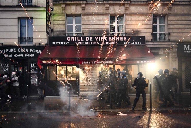 Image from: Clashes break out in Paris, other cities amid fresh protests