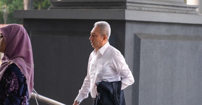 Ketua Pengarah JUPEM Didakwa Guna Kedudukan Peroleh Suapan Lebih RM130,000