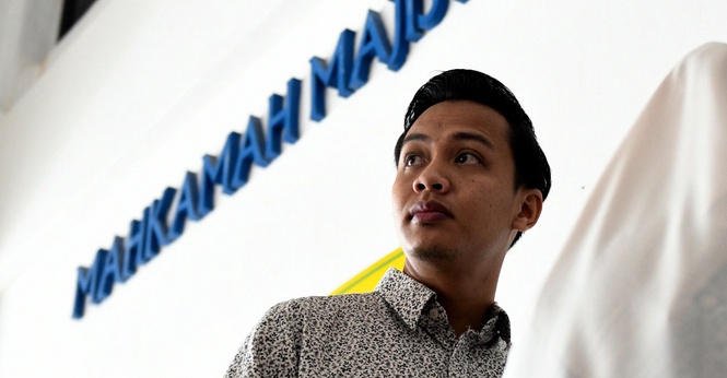 Mahkamah Tetapkan 18 Ogos Bicara Kes Fahmi Zainol Cederakan Isteri