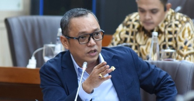 Ahli Parlimen Indonesia Kritik Sistem KTP, Bandingkan Dengan MyKad