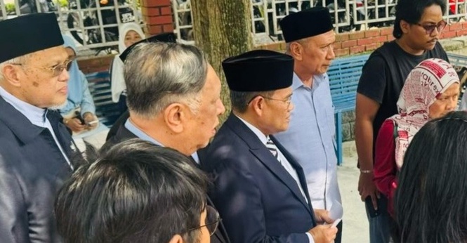 Hantaran Didakwa Hina Sultan Selangor: Ahli Dewan di-Raja Selangor Buat Laporan Polis