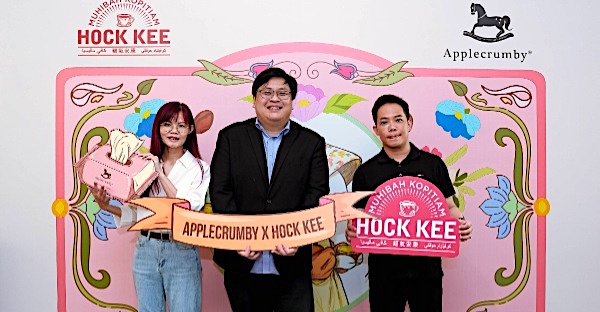 Applecrumby® & Hock Kee Raikan Hari Ibu Dengan Momen Manis