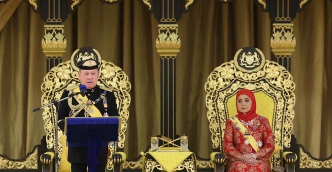Individu Tidak Mahu Ikut Prinsip Rukun Negara Tidak Layak Digelar Warganegara - Agong