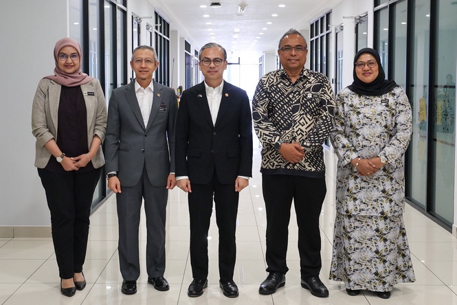 Fahmi Ucap Tahniah Kepada Ketua Pengarah Baharu Jabatan Penerangan