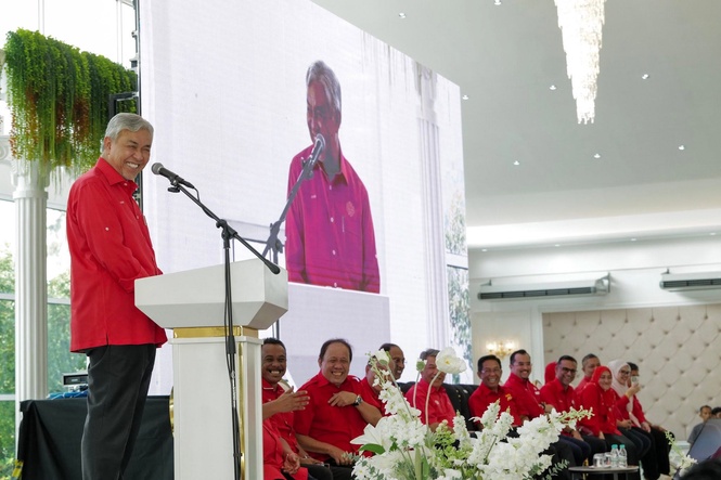 TPM Zahid Mahu UMNO Negeri Sembilan Mula Gerak Dari Sekarang Hadapi PRN