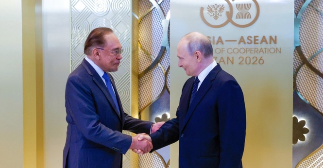 Anwar Ucap Terima Kasih Kepada Putin Atas Sokongan Terhadap Kerjasama Tenaga Petronas