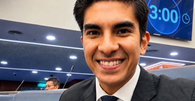 Lagi, Syed Saddiq Sumbang RM115,000 Kepada Penduduk Muar