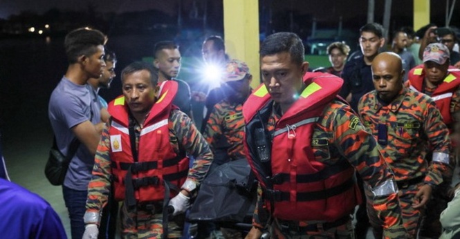 Kru Bot Maut, Tiga Peserta Candat Sotong Cedera Dalam Kejadian Bot Karam