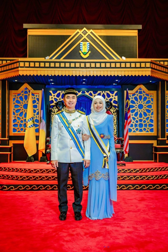 Nurulhidayah Syukur Suami Dikurnia Gelaran Datuk Seri