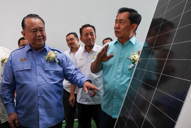 RM34.19 Juta Lampu Solar Untuk 362 Lokasi Jalan Persekutuan - Nanta