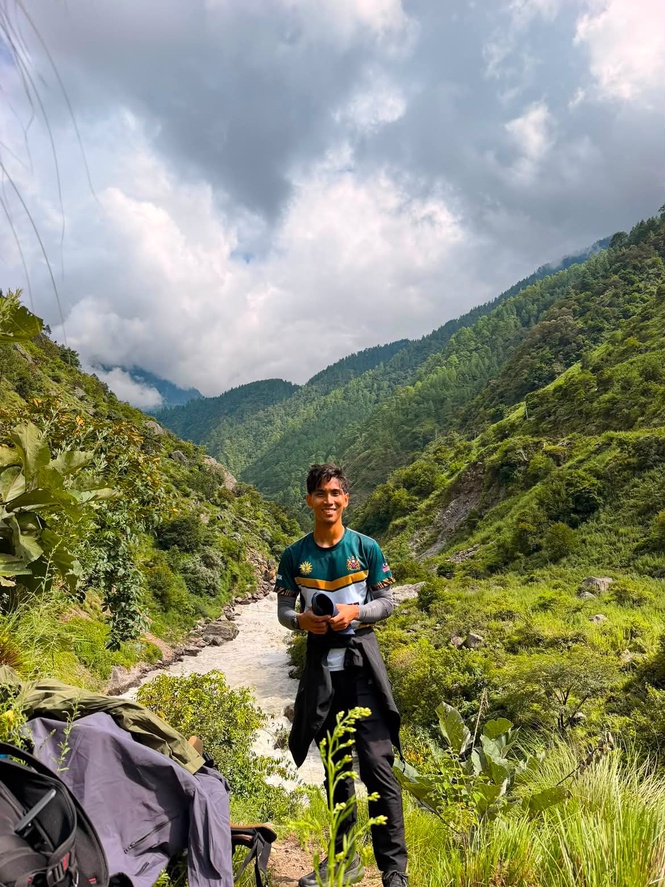 “Semalam Kak Mimpi Haikal Balik” - Keluarga Masih Setia Menanti Pendaki Malaysia Hilang Di Nepal