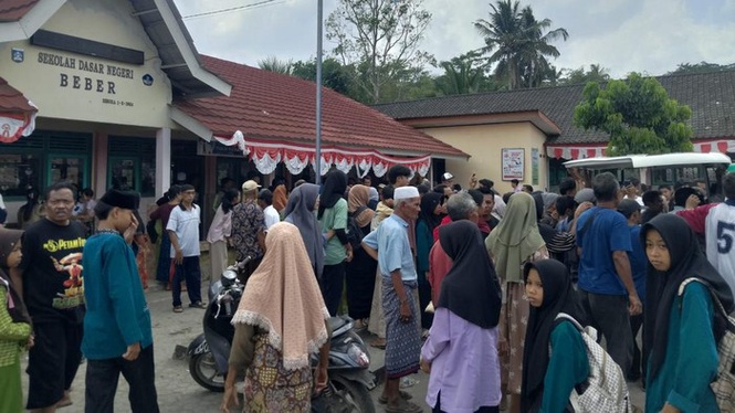 Lagi Kes Disyaki Keracunan MBG, Lebih 300 Murid Dikejarkan Ke Pusat Kesihatan