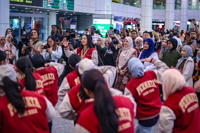 Bakat Muda Permata Seni Koir Rangkul Juara Internationales Chorfest Di Jerman