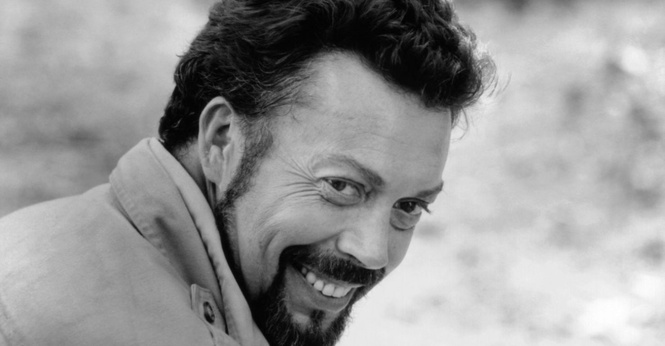Bintang 'The Rocky Horror Picture Show', Tim Curry Meninggal Dunia Akibat Penyakit Arteri Koronari