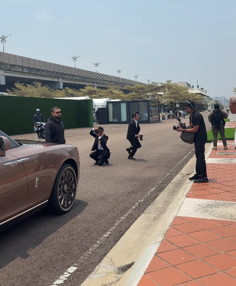 Tunku Ismail Pandu Rolls-Royce Boat Tail, Antara Tiga Unit Di Dunia