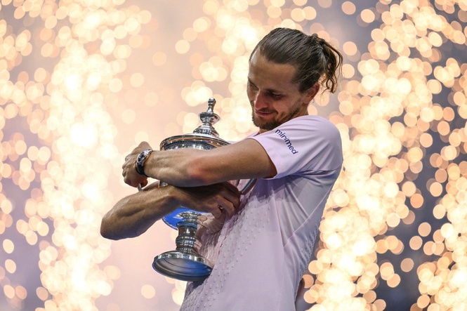 Alexander Zverev Juara Terbuka AS, Raih Grand Slam Kedua Tahun Ini