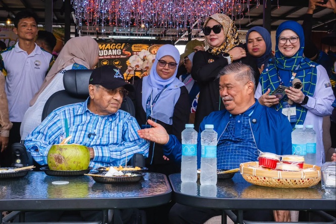 Tun M Pun Turun MAHA 2026, Kehadiran Curi Perhatian Pengunjung