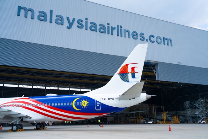 Malaysia Airlines receives its 200th Boeing aircraft with latest 737-8 delivery