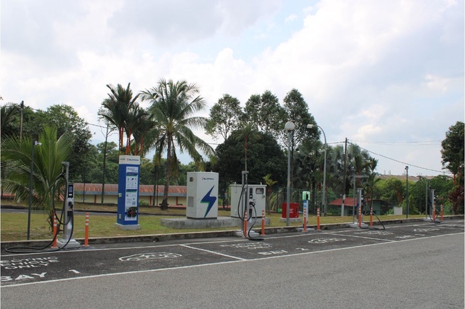 TNB Electron turns on 240kW DC Charger with 4 bays in Senawang