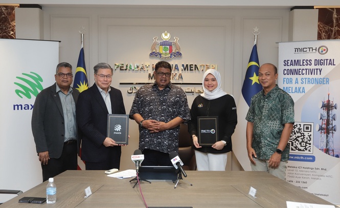 Maxis to fiberise 151 telco towers in Melaka under RM30 million project