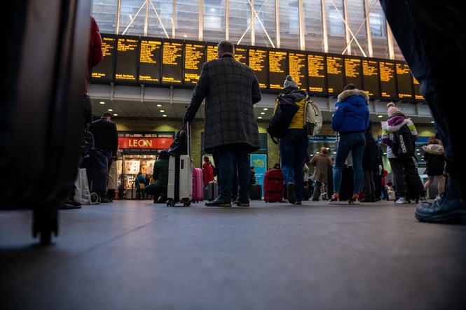 Major disruption across rail network after power failure