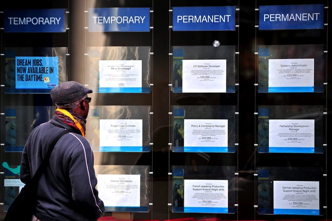 Private sector pay growth falls as job vacancies hit five-year low – here’s why