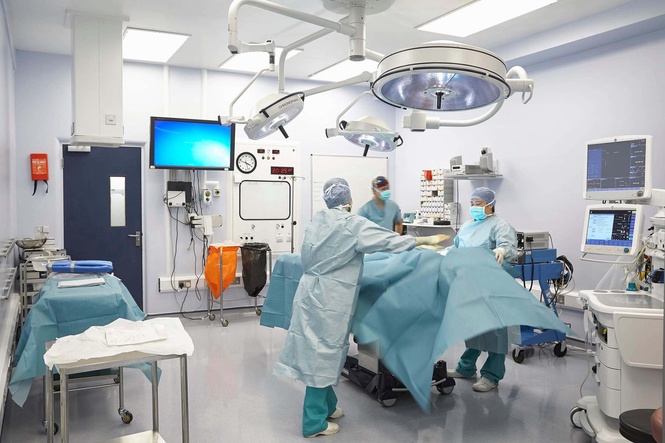 Groundbreaking new kidney transplant process rolled out on NHS