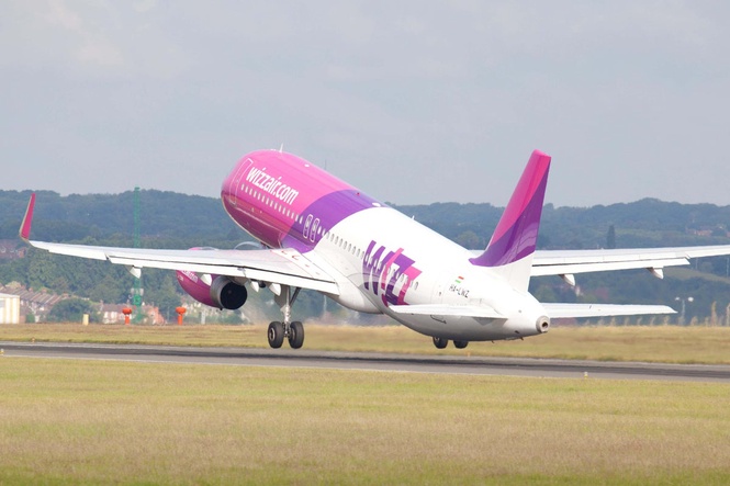Wizz Air swings to quarterly loss after Iran war sends jet fuel costs soaring