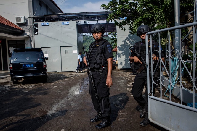 Salon owner and customer arrested for ‘stepping on Quran’ in Indonesia