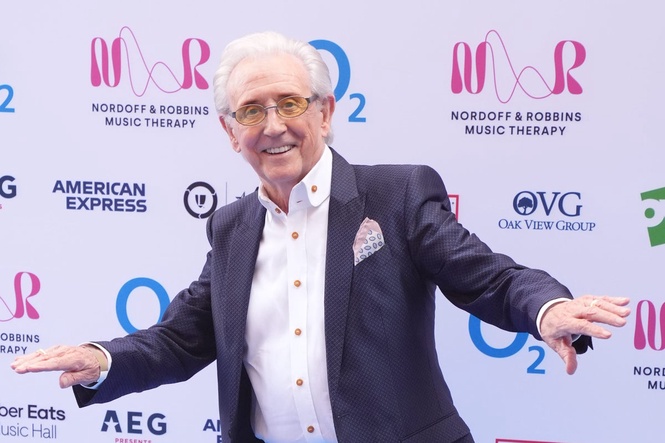 Tony Christie reveals doctors advised music and singing for his dementia diagnosis