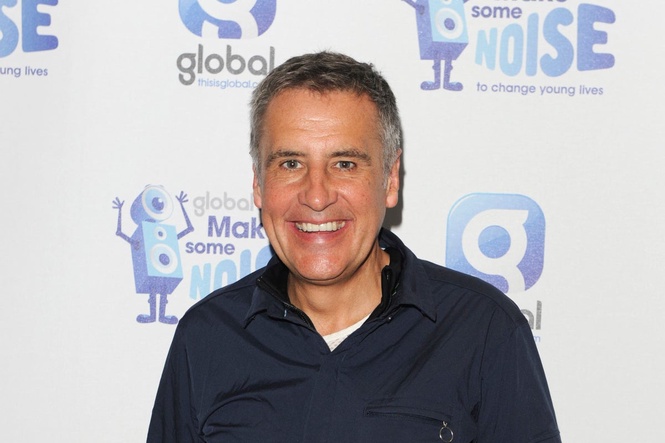 TV presenter Dermot Murnaghan dies aged 68 after prostate cancer diagnosis