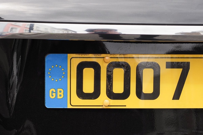The simple way to protect your number plate from being stolen as thefts surge