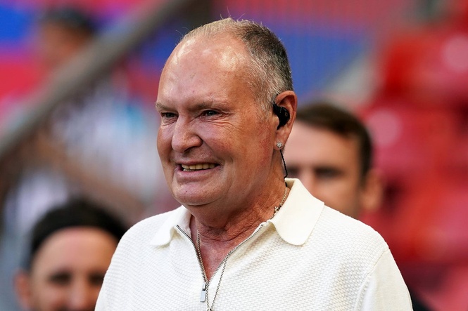 Paul Gascoigne is the ‘happiest’ he’s been in years after addiction battle