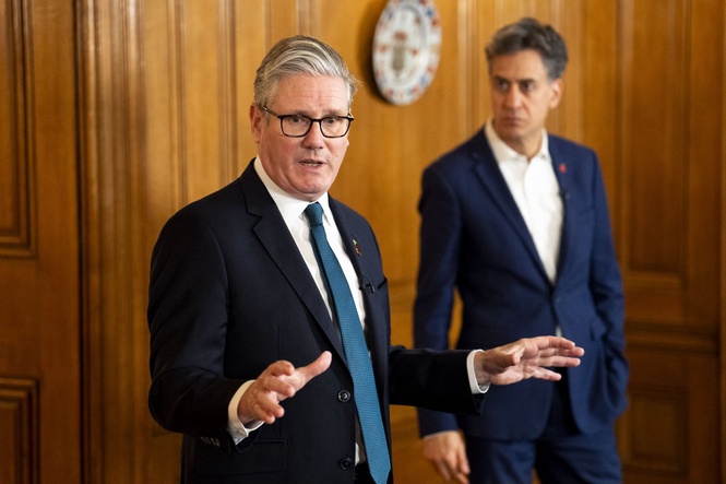 Miliband allies deny minister ‘ghosted’ Starmer over budget cuts for defence
