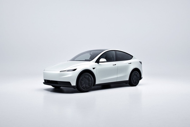 Electric cars hit record 30 per cent share of UK new car market as fuel prices give EV buyers a nudge
