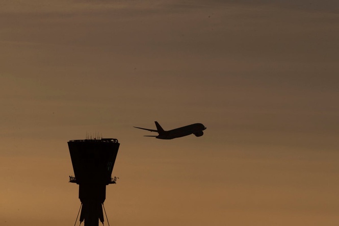 How a plane carrying 186 people came 13ft from disaster at UK airport
