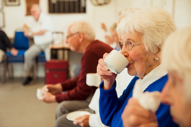 Let a cuppa cool down before drinking to avoid increasing risk of cancer, major UK study warns